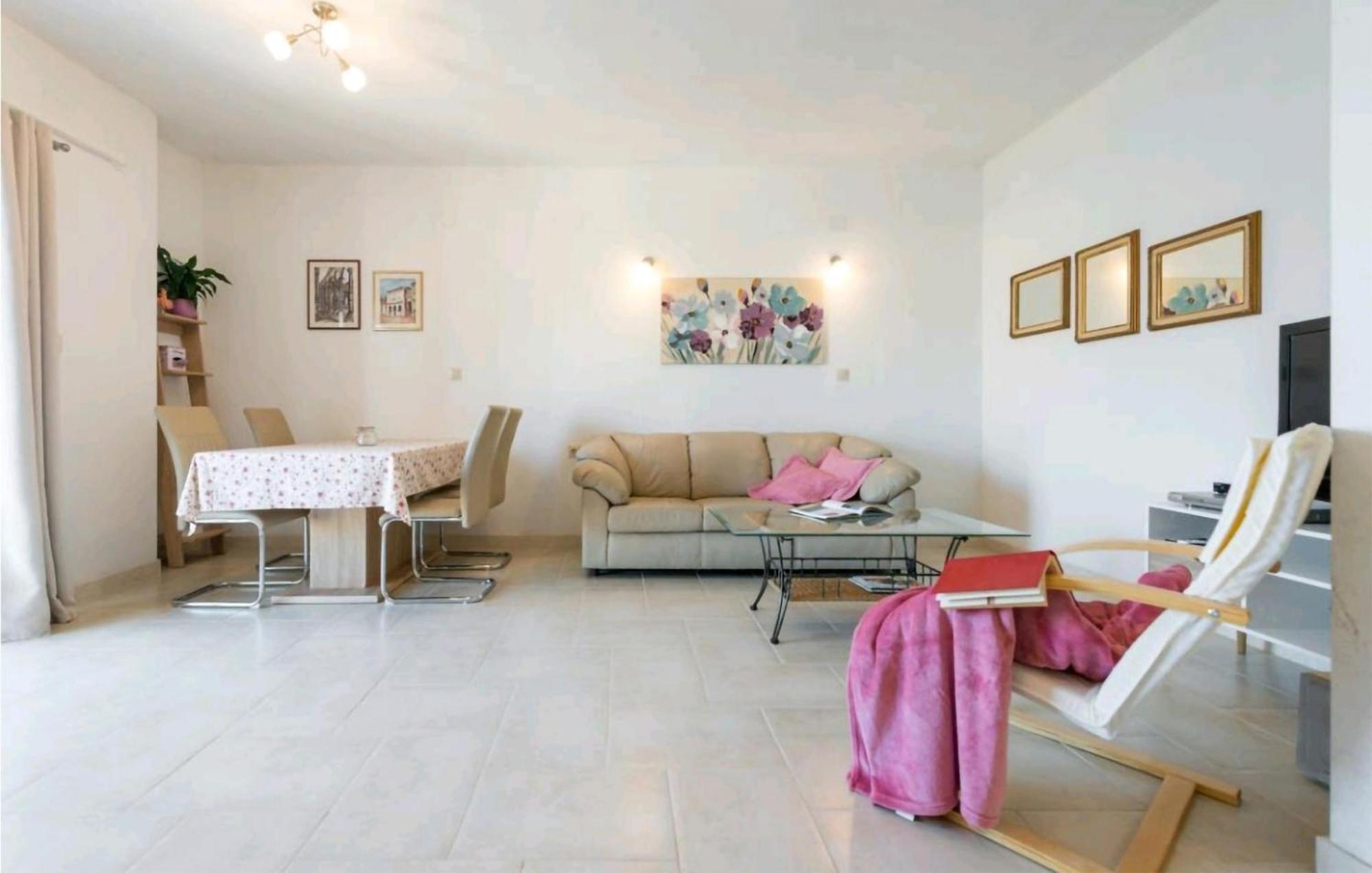 Amazing Apartment In Selca With Wifi Zewnętrze zdjęcie