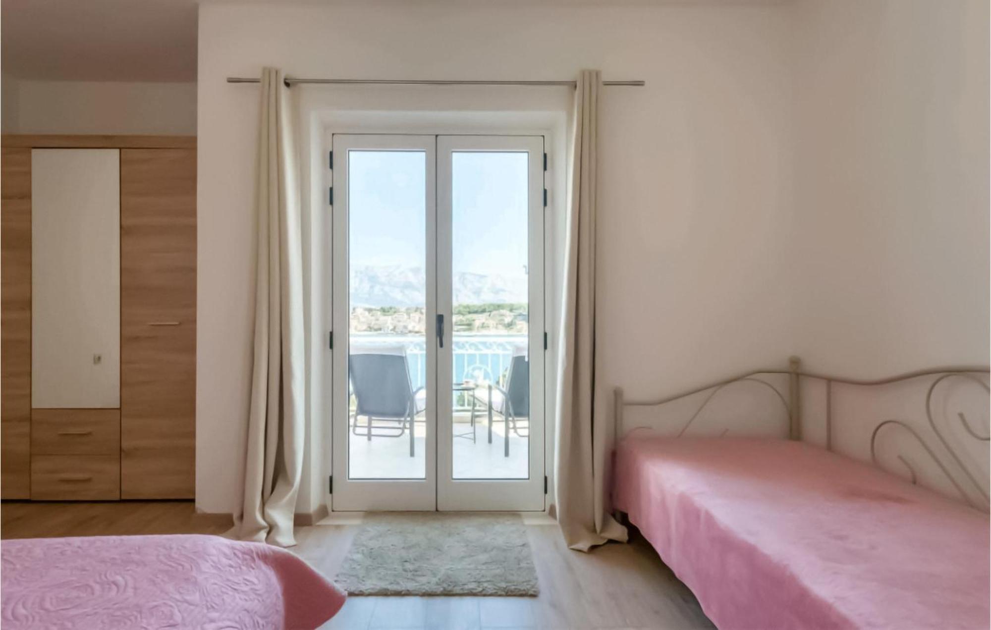 Amazing Apartment In Selca With Wifi Zewnętrze zdjęcie