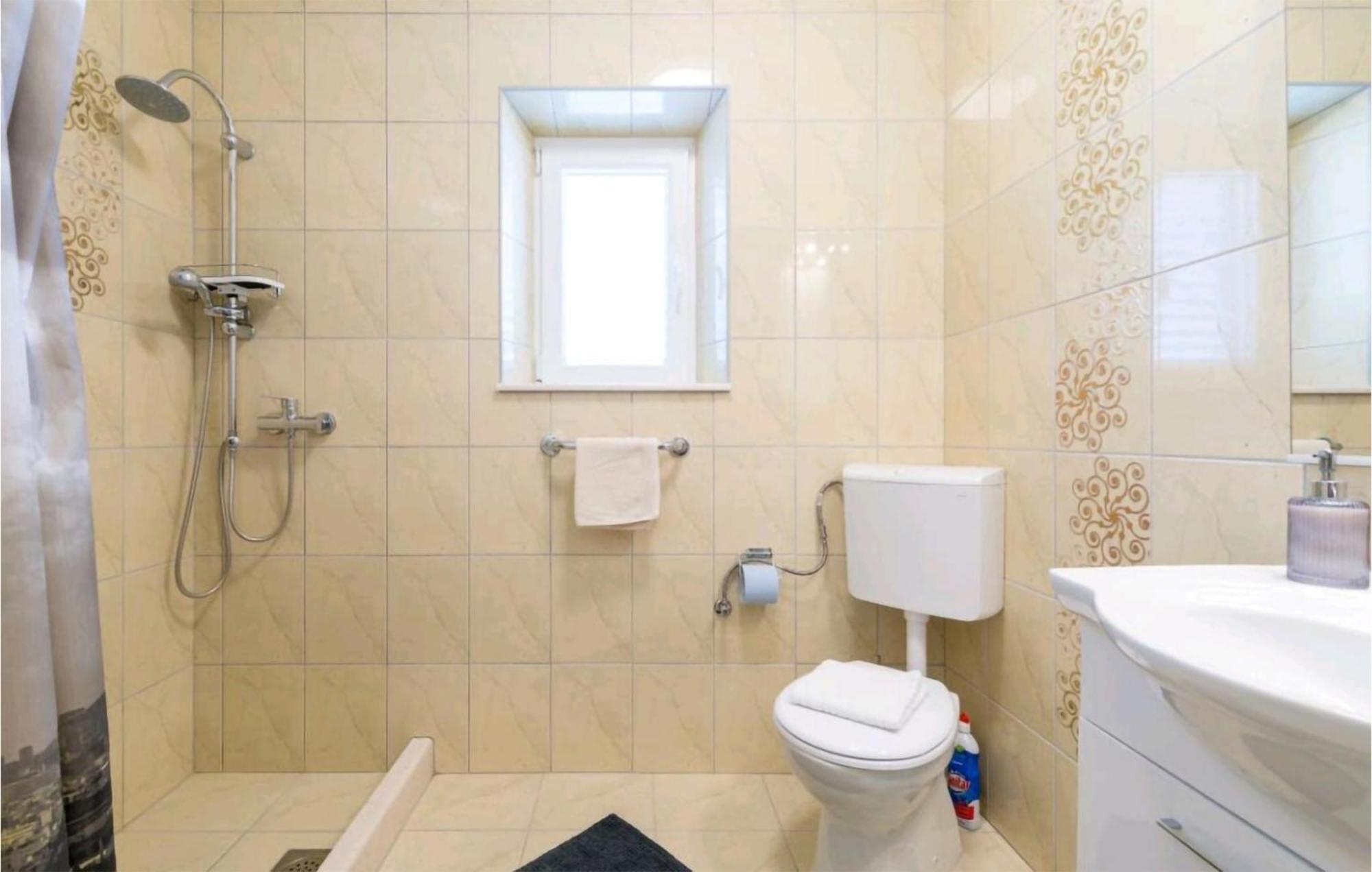 Amazing Apartment In Selca With Wifi Zewnętrze zdjęcie